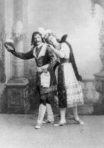 423px-Swan_Lake_-_Hungarian_Dance_-Lead_Couple_-Marie_Petipa_&_Alfred_Bekefi_-1895
